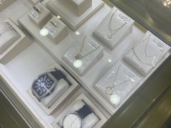 -海星奢选二手奢侈品手表包包鉴定回收寄卖(墨玉南路店)