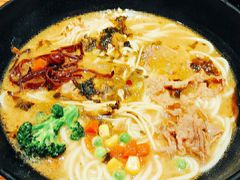 -云味馆过桥米线(皇庭广场店)