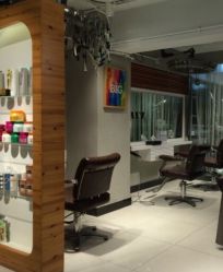 -苏豪路易士·嘉玛发廊