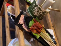 -二荆条·蜀鲜汇城市森林火锅