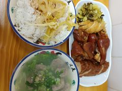 -明姨仔潮汕美食·碳炉猪脚·汕尾牛腩饭·起片鸡煲(起义路店)