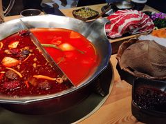 -湊湊火锅·茶憩(杭州湖滨银泰in77店)