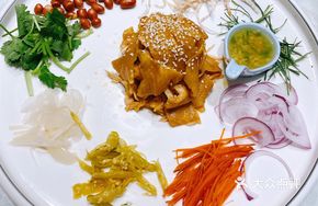 Eight-color Chicken Salad