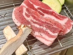 -蚂蚁洞·烤肉大营地(上海静安大悦城店)
