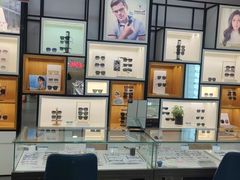 -利明眼镜(顺河路店)