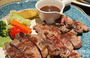 Thin-cut Ribeye Steak