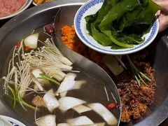 -沸炉重庆老火锅(军事博物馆店)