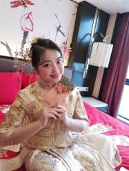 -艾米丽婚纱礼服