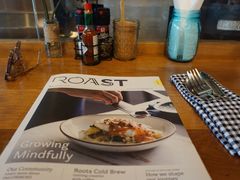 -ROAST coffee & eatery