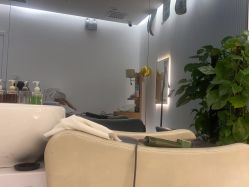 -丝域养发馆