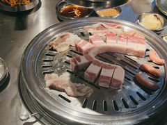 -哈哈碳都·牛肋条无限自助烤肉(宝龙店)
