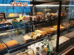 面包甜点陈列柜-星巴克臻选(重庆大融城店)