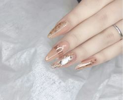 -EAST日式美甲美睫沙龙