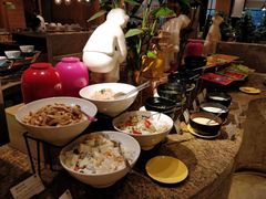 -华邑酒店·鲜艳全日自助餐厅