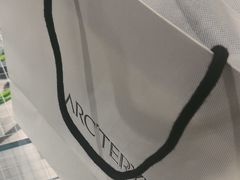 -ARC'TERYX始祖鸟(北京王府中环店)