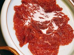 鲜牛奶捞牛肉-沸炉重庆老火锅(军事博物馆店)