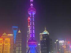 -黄浦江游览十六铺3号码头网红自助餐