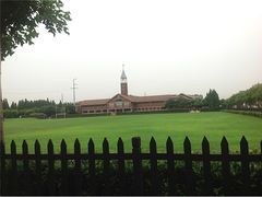 -上海德威外籍人员子女学校(浦东校区)