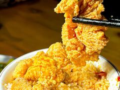 -后街佬·炭火鲜鱼杂(33小镇店)