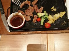 -必胜客(大宁路店)