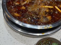 -肖肖酸萝卜鱼火锅(总店)
