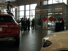 -奔驰上海利星(七宝店)