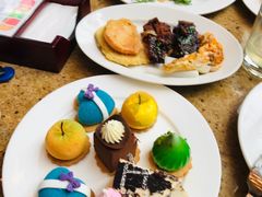 -松山湖凯悦酒店·Café自助餐厅·周末火舞秀表演