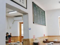 大堂-胖东瓜·浏阳菜馆(火车站店)