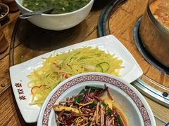 -亮欢寨酸汤鱼(沙冲路店)