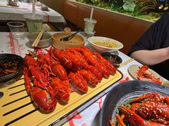 -肥肥虾庄·金牌油焖大虾(汉口城市广场店)