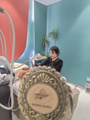 -Lily纤美·科技减脂中心