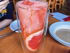 西柚冰沙-MR.ROCKY洛奇先生RESTAURANT&BAR(宝安壹方城店)
