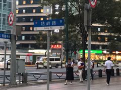 -上海雅居乐万豪侯爵酒店