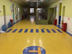 -LILY英语思维馆(玉泉路店)