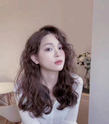 -卡尔诗·科技美肤连锁