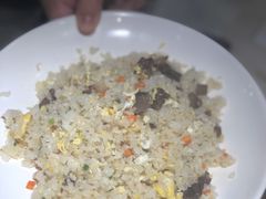 招牌牛肉蛋炒饭-潮牛海记•潮汕牛肉火锅•醉鸡煲•粿条汤(通北路店)