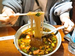 -Bar crepería Xianhui Jie 贤惠姐煎饼果子酸辣粉