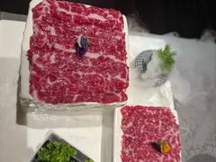 -左庭右院鲜牛肉火锅黑金店(陆家嘴中心店)