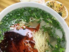 -马德元纯汤牛肉面(太奥广场店)