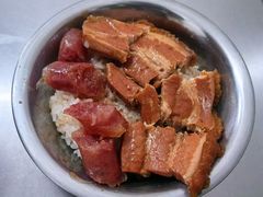 -梁阿婆廿年老牌扣肉糯米饭