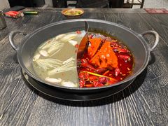 -冯校长老火锅(中联广场店)