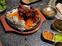 -红泥小火炉·东北泥炉烤肉(天一旗舰店)