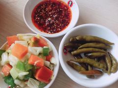 -闫家驴肉老店(华电一校店)