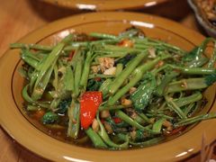 油呛空心菜-玛扎烧烤私房菜