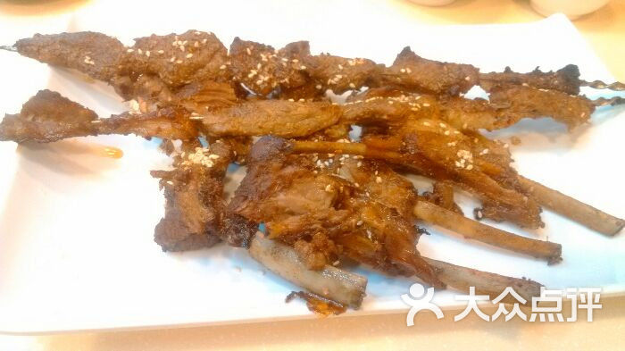 特級羊排半斤 兩串羊肉串