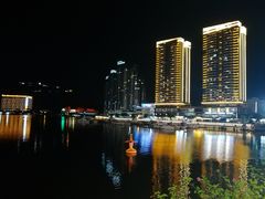 -三亚游船旅游中心(三亚鹿回头游艇游船公共码头店)
