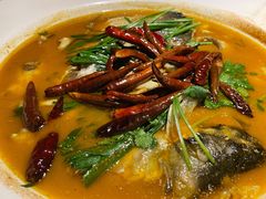 山茶油丹江大鱼头-清水亭湖北菜(大屯DT51店)