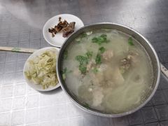 -齐记土鸡米线