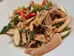 -汗腾格里·风味餐厅(新疆驻京办店)