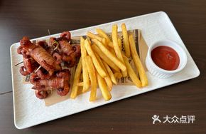 Bacon-Wrapped Sausage Roll